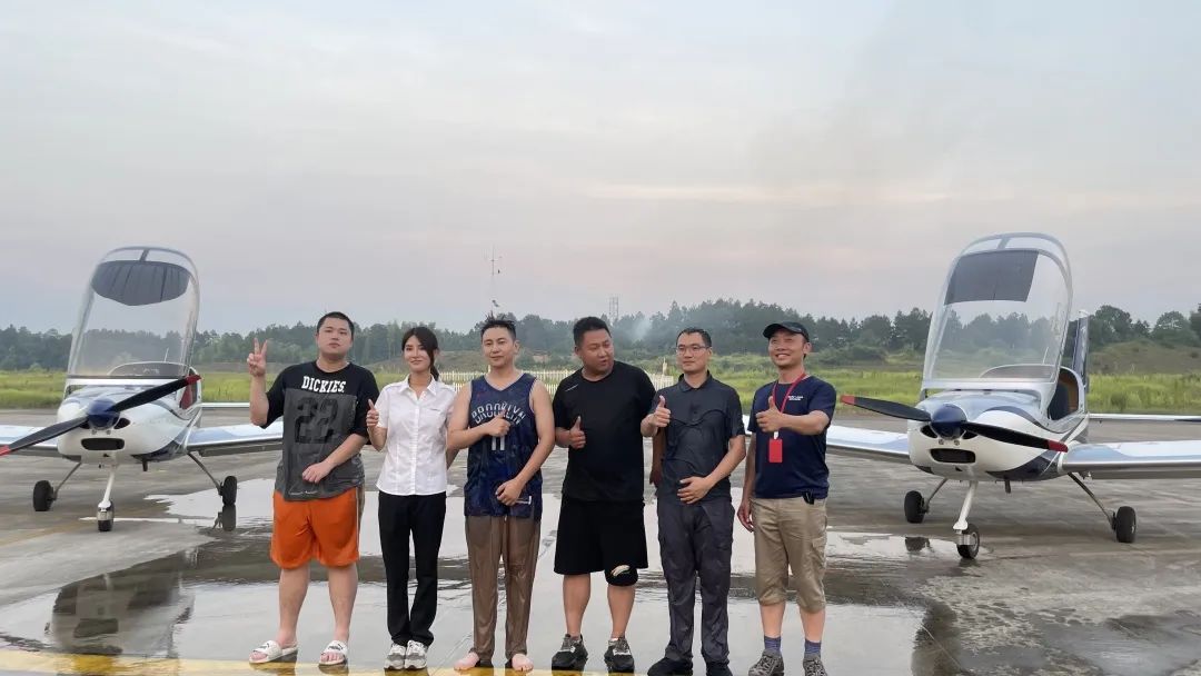 沖上云霄！湖南山河通航學員成功單飛
