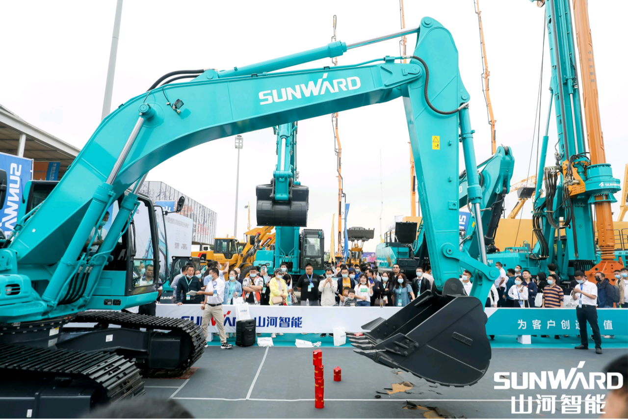 2025 CICEE | 山河智能歷屆長沙展高光回顧！再啟新篇，邀您共赴創(chuàng)新之約！
