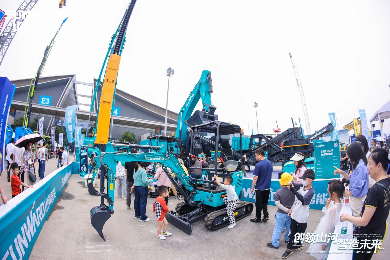2025 CICEE | 山河智能歷屆長沙展高光回顧！再啟新篇，邀您共赴創(chuàng)新之約！